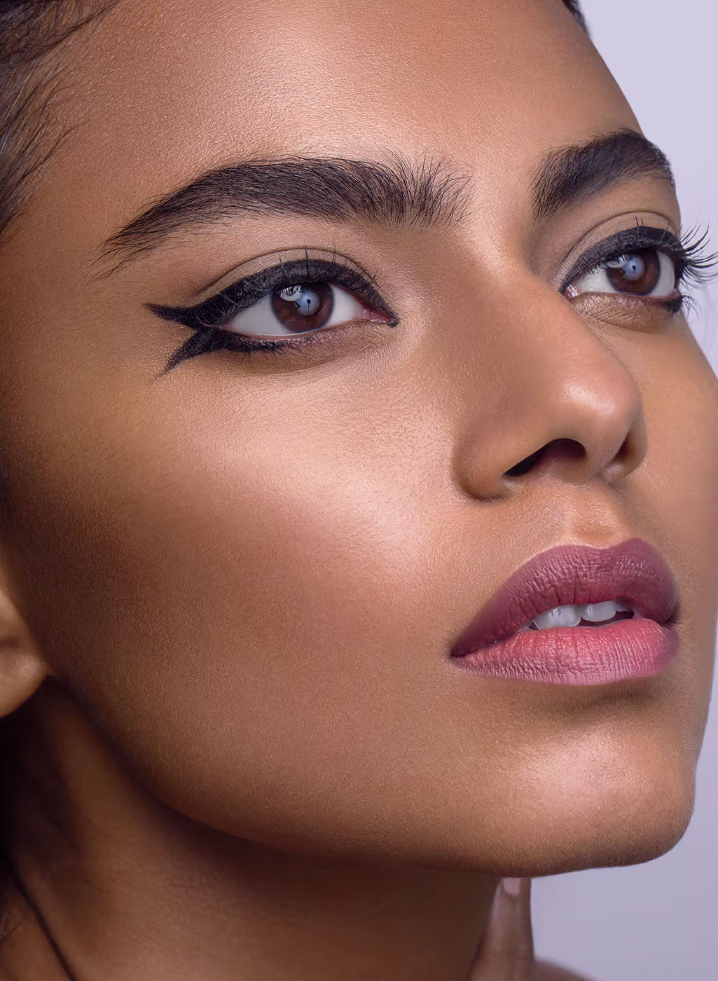 SUGAR Born To Wing Gel Eyeliner
