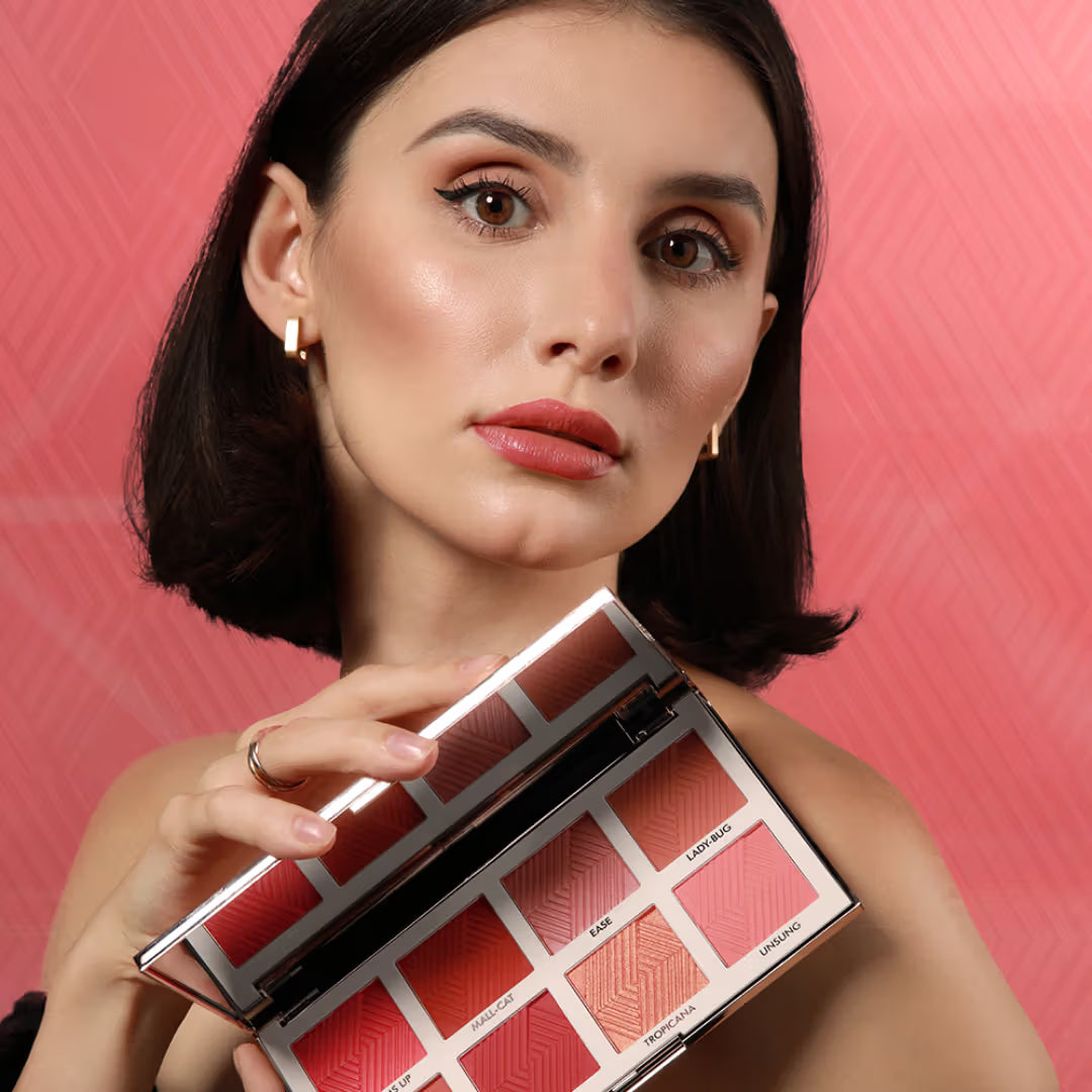 Daily Life Forever52 Essentials Blush Palette