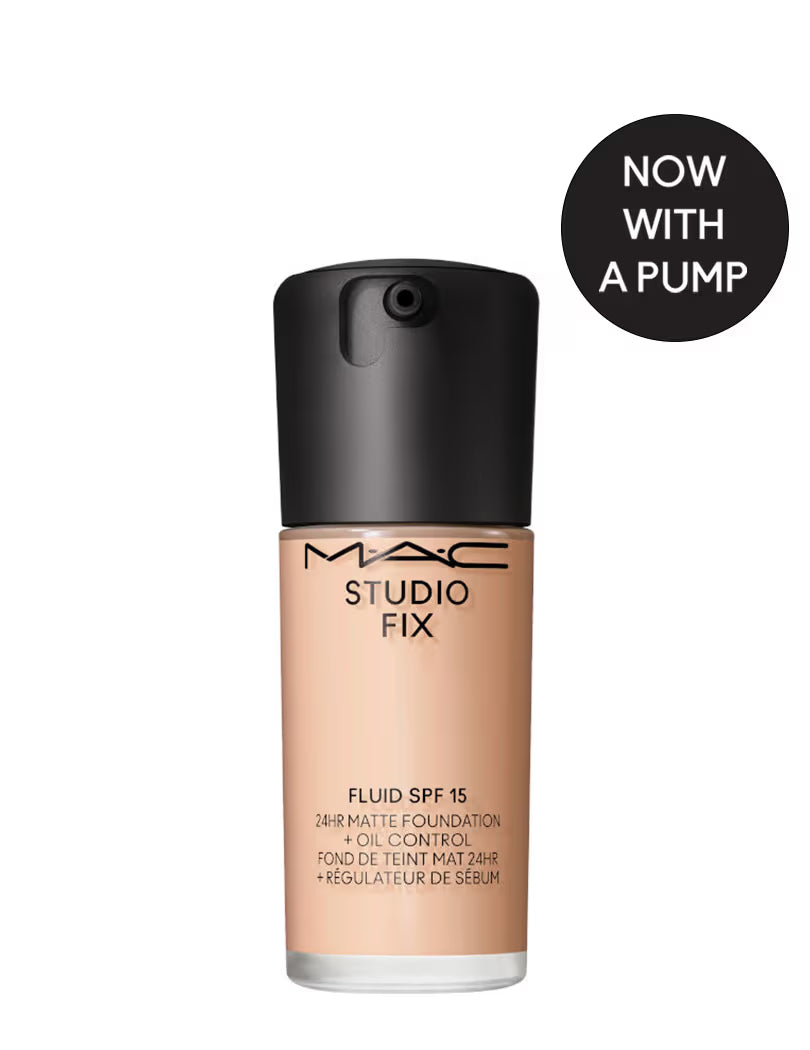 M.A.C Studio Fix Fluid SPF 15 Soft Matte Foundation With Hyaluronic Acid - C40