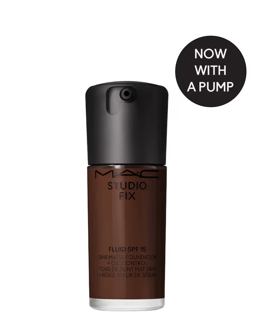 M.A.C Studio Fix Fluid SPF 15 Soft Matte Foundation With Hyaluronic Acid - C40